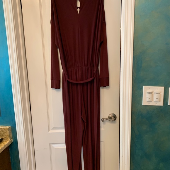 Women’s jumpsuit - Picture 1 of 2